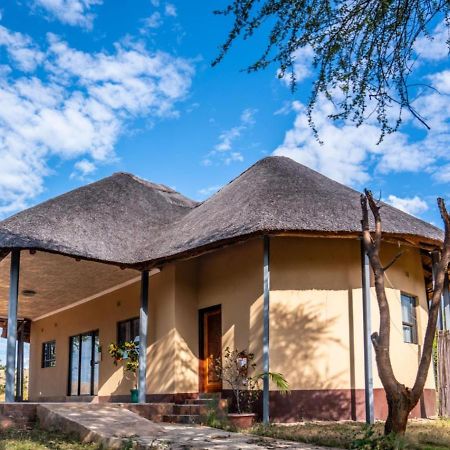 Nkanga Hotel Kasane Exteriér fotografie