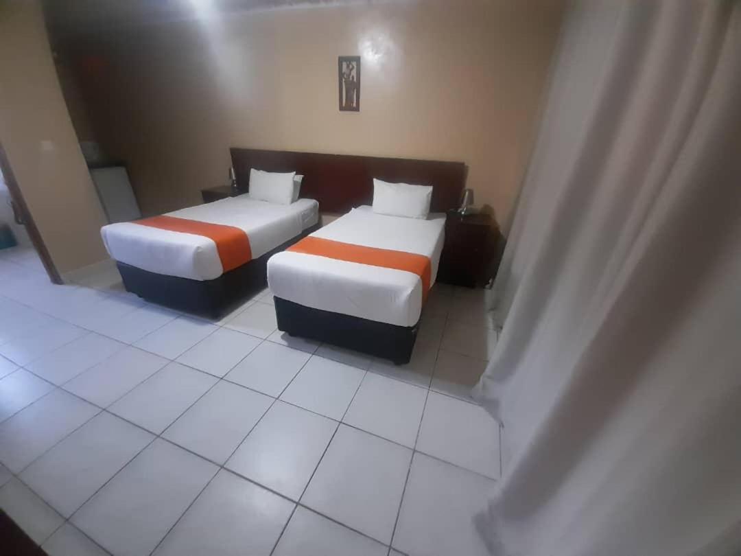 Nkanga Hotel Kasane Exteriér fotografie