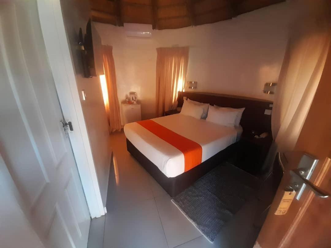 Nkanga Hotel Kasane Exteriér fotografie