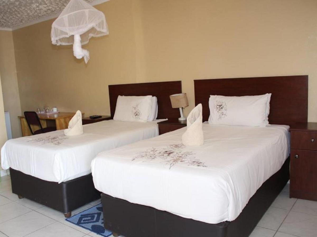 Nkanga Hotel Kasane Exteriér fotografie